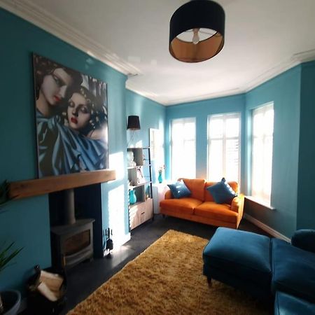 マンチェスター Gorgeous Edwardian Terrace In Old Traffordヴィラ エクステリア 写真